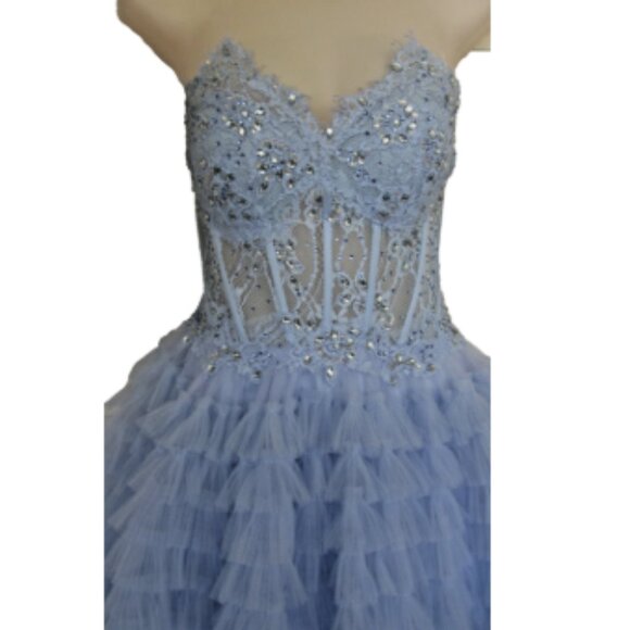 Colette by Mon Cheri Size 6-8 Periwinkle Corset Tulle Ball Gown - Picture 6 of 9